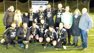 Homenaje al fútbol de Cuida tu cabello e Inmobiliaria Farrutx